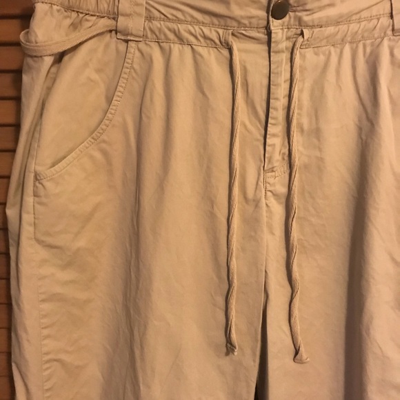 Drawstring Capris - Picture 3 of 5